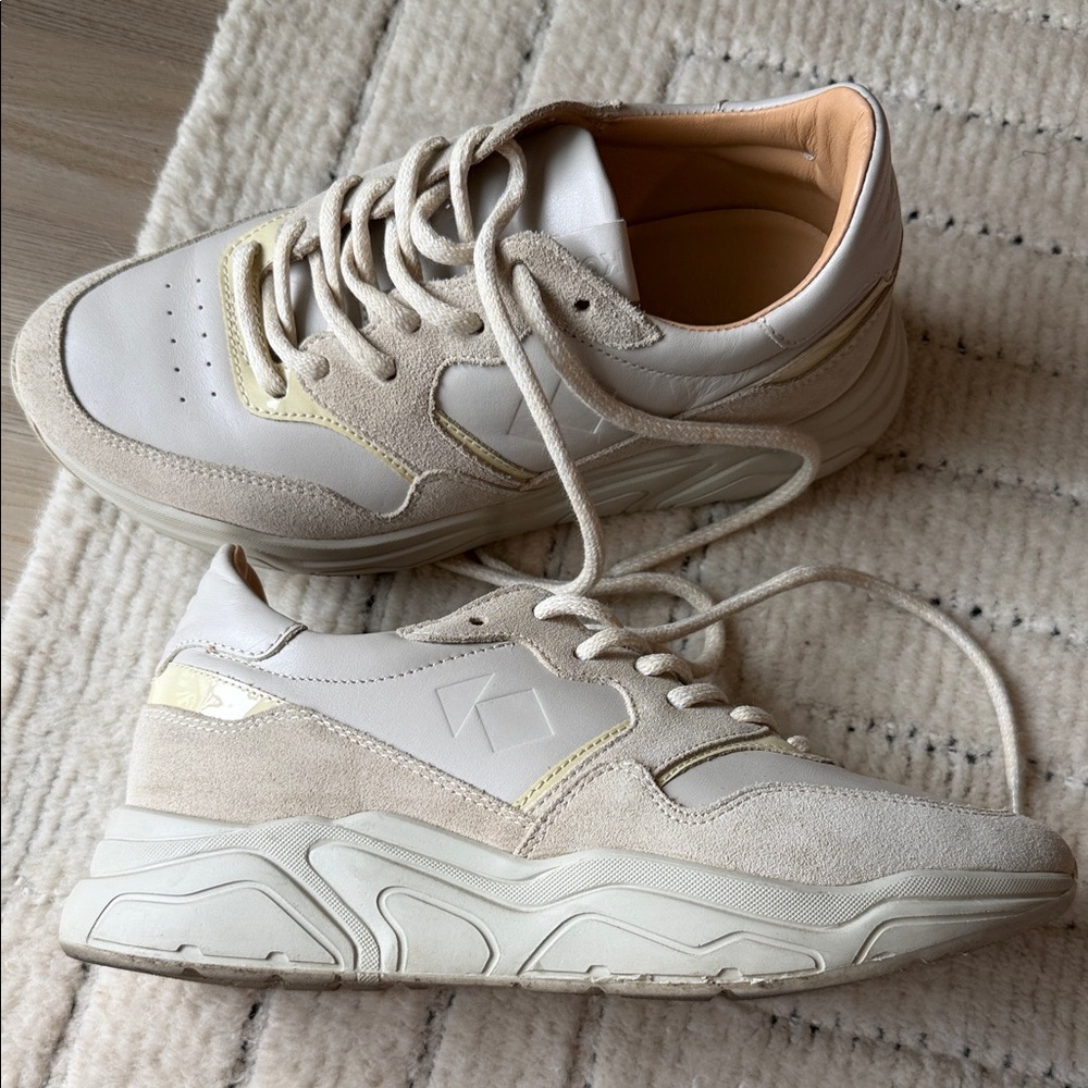 KOIO Women's Tan Leather Sneakers
